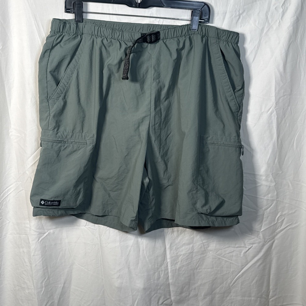Columbia Mens Belted  Packable Shorts Green Size XL Pockets Elastic Waistband‎